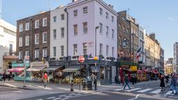 Find cheap flights from Porto to London Luton Airport