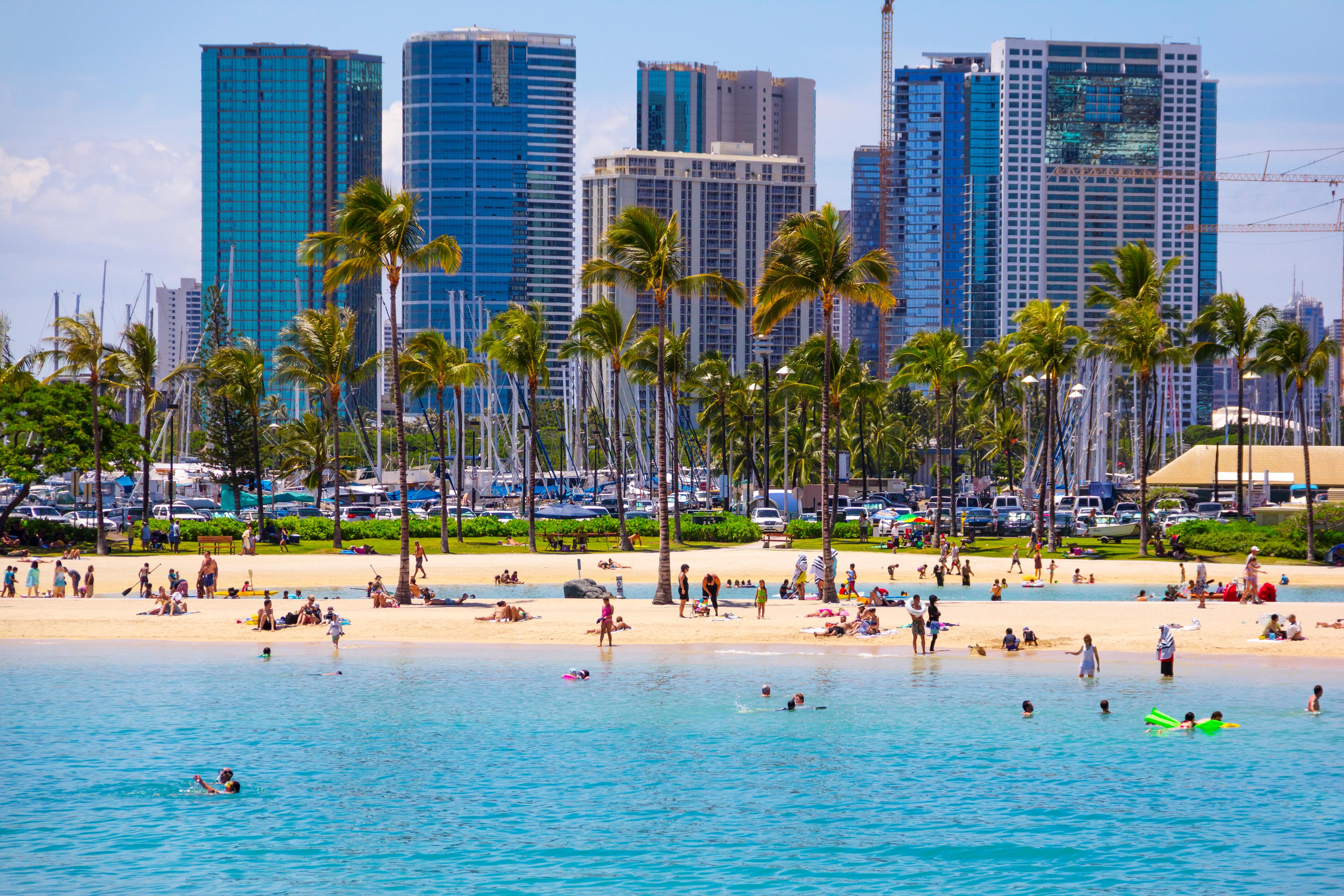 Lax to hnl one way 2025