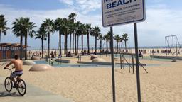 Find cheap flights from London Gatwick Airport to Los Angeles