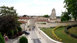 Saintes car hire