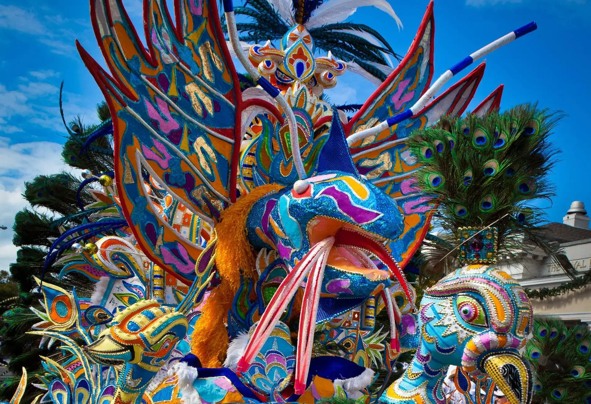 dest_bahamas_nassau_junkanoo-festival_shutterstock-portfolio_1164108109_universal_within-usage-period_68066