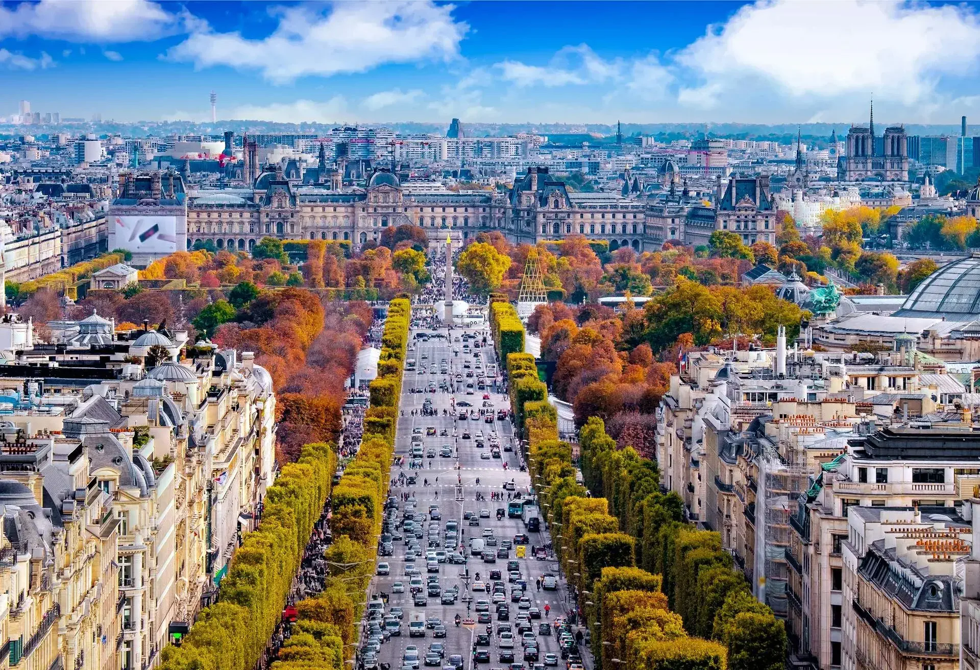 PARIS AVENUE DES CHAMPS ELYSEES