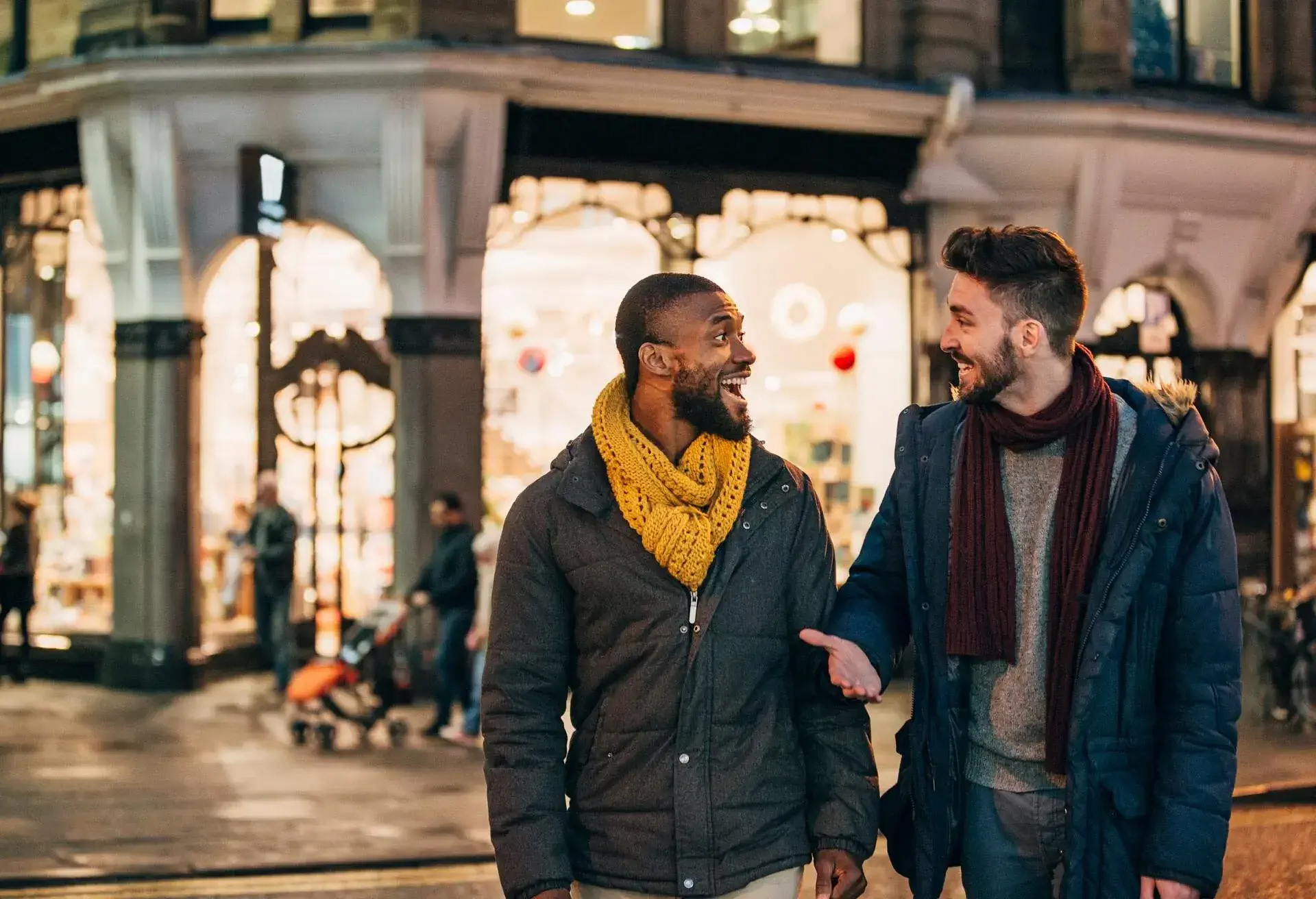 THEME_PEOPLE_FRIENDS_CITY_GettyImages-1003489896