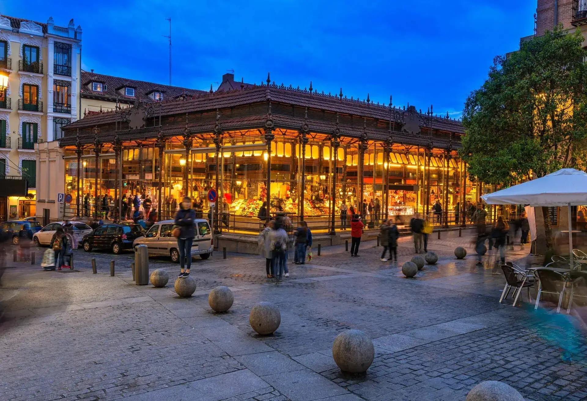 DEST_SPAIN_MADRID_MERCADO_SAN_MIGUEL_SHUTTERSTOCK_535823011