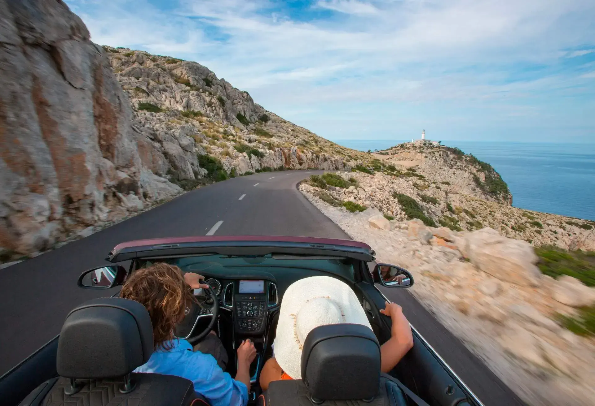 DEST_SPAIN_MALLORCA_THEME_CAR_DRIVING_PEOPLE_PERSON_ROADTRIP-GettyImages-675883375