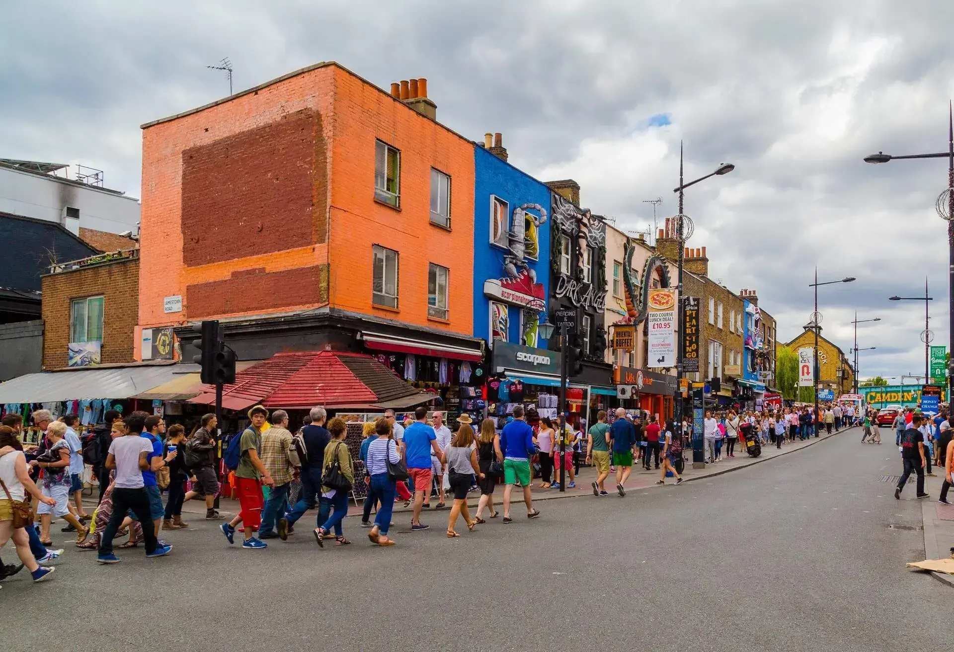 Travel Peak Time in London, Camden.
