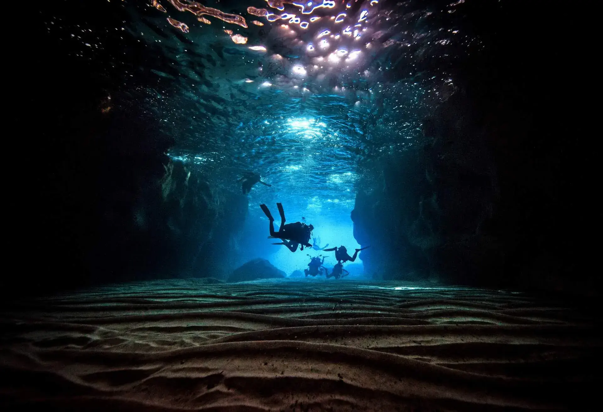 dest_malta_qala_theme_scuba_diving_gettyimages-726867365_universal_within-usage-period_82457.jpg