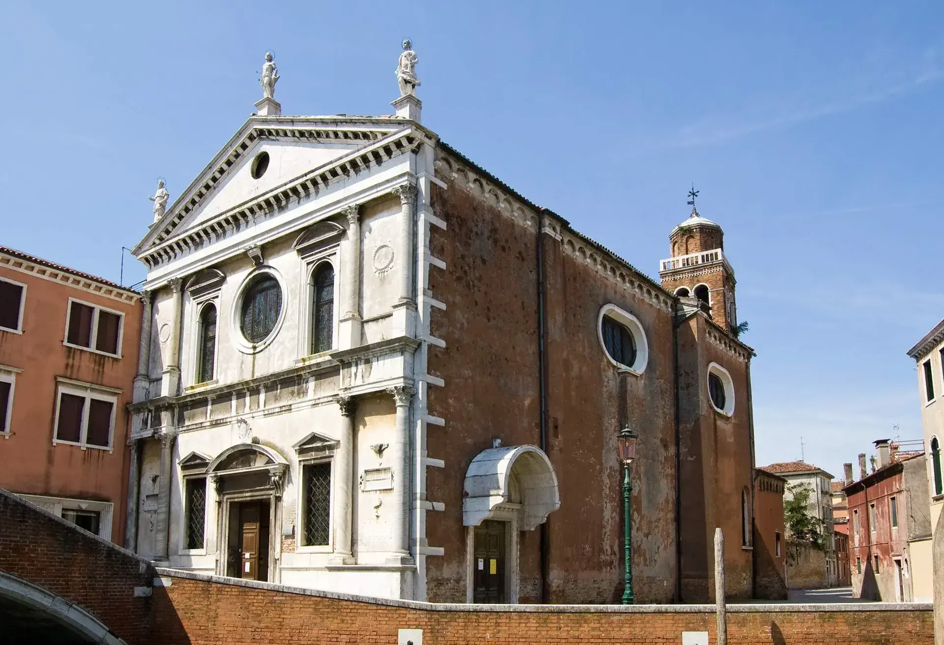 sm_dest_italy_venice_st-sebastian-chirch_gettyimages-121928668