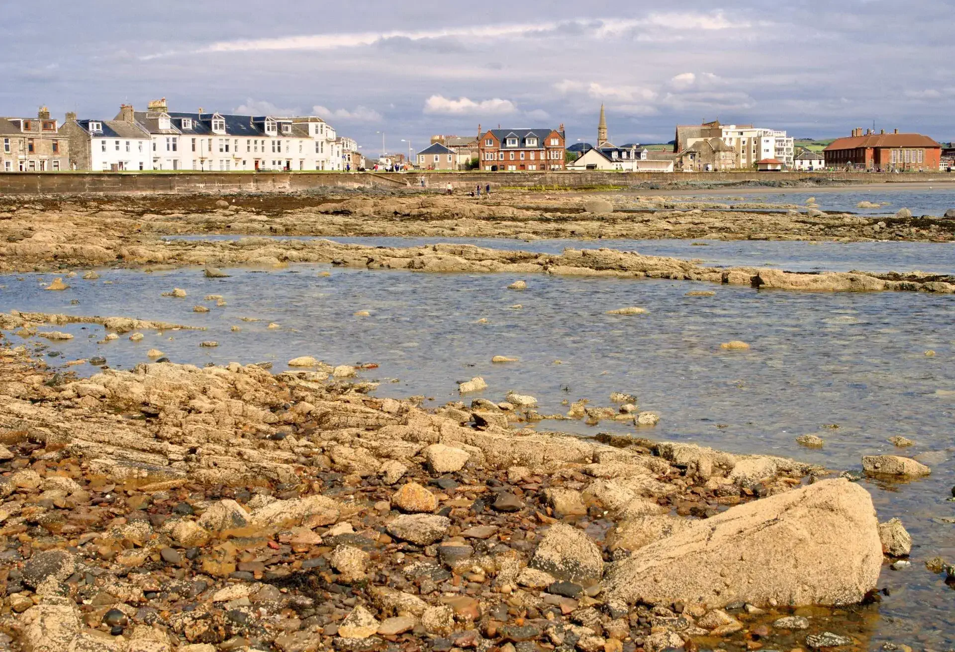 DEST_UK_TROON_TROON-BEACH-GettyImages-180379448