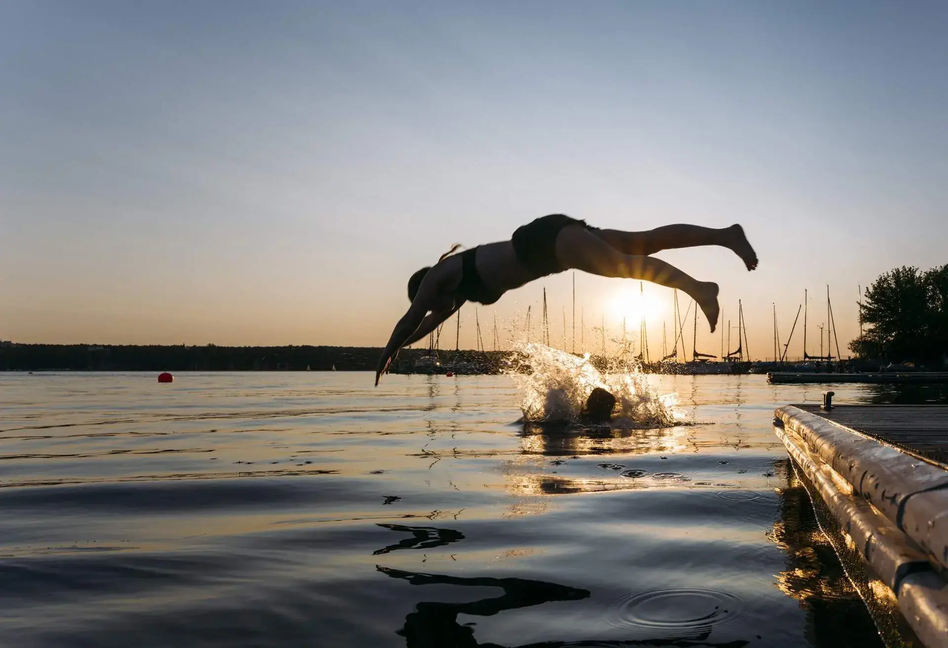 dest_germany_berlin_wannsee_lake_gettyimages-1168180536_universal_within-usage-period_85278.jpg