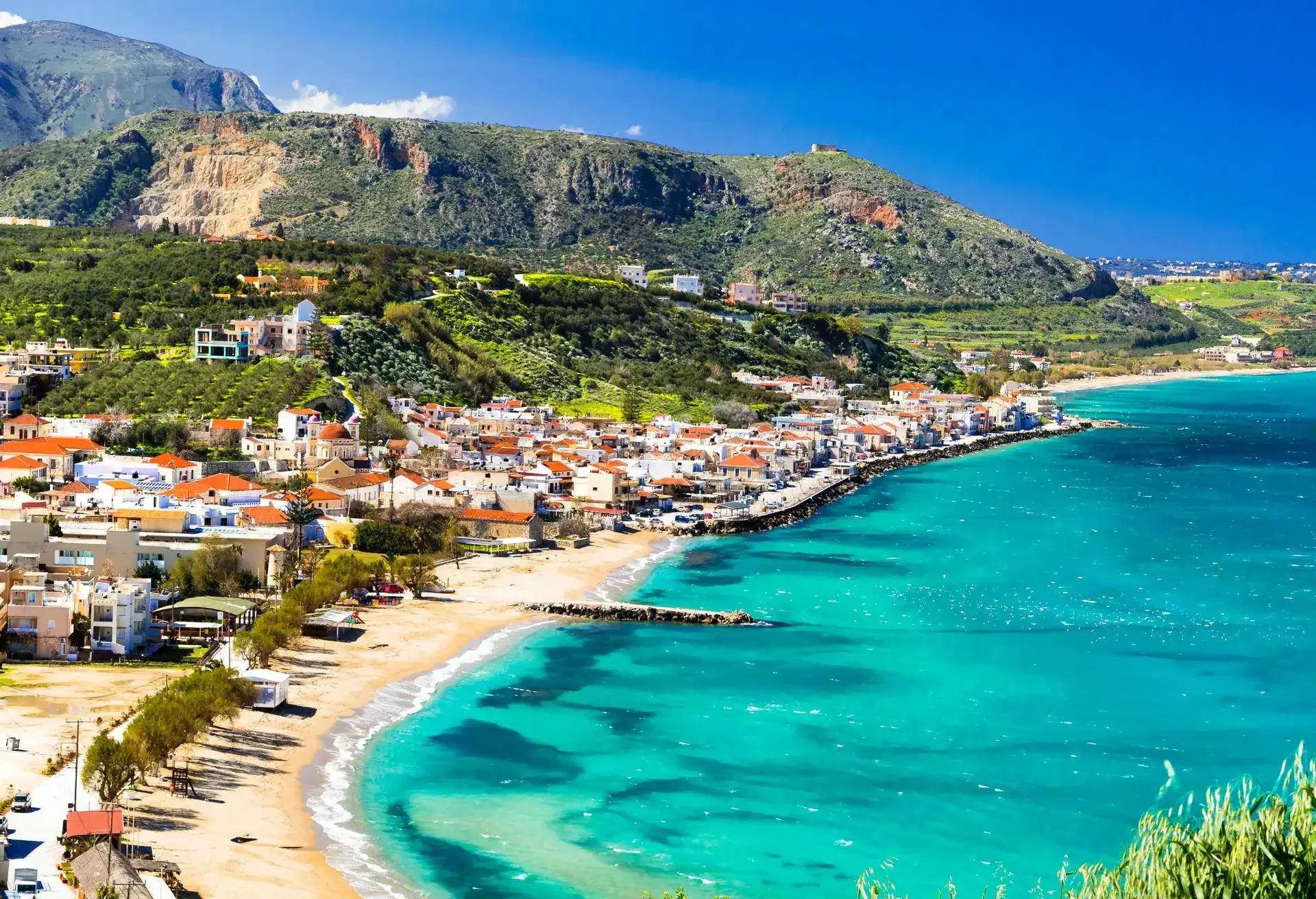 DEST_CRETE_GREECE_Almyrida_GettyImages-678906684