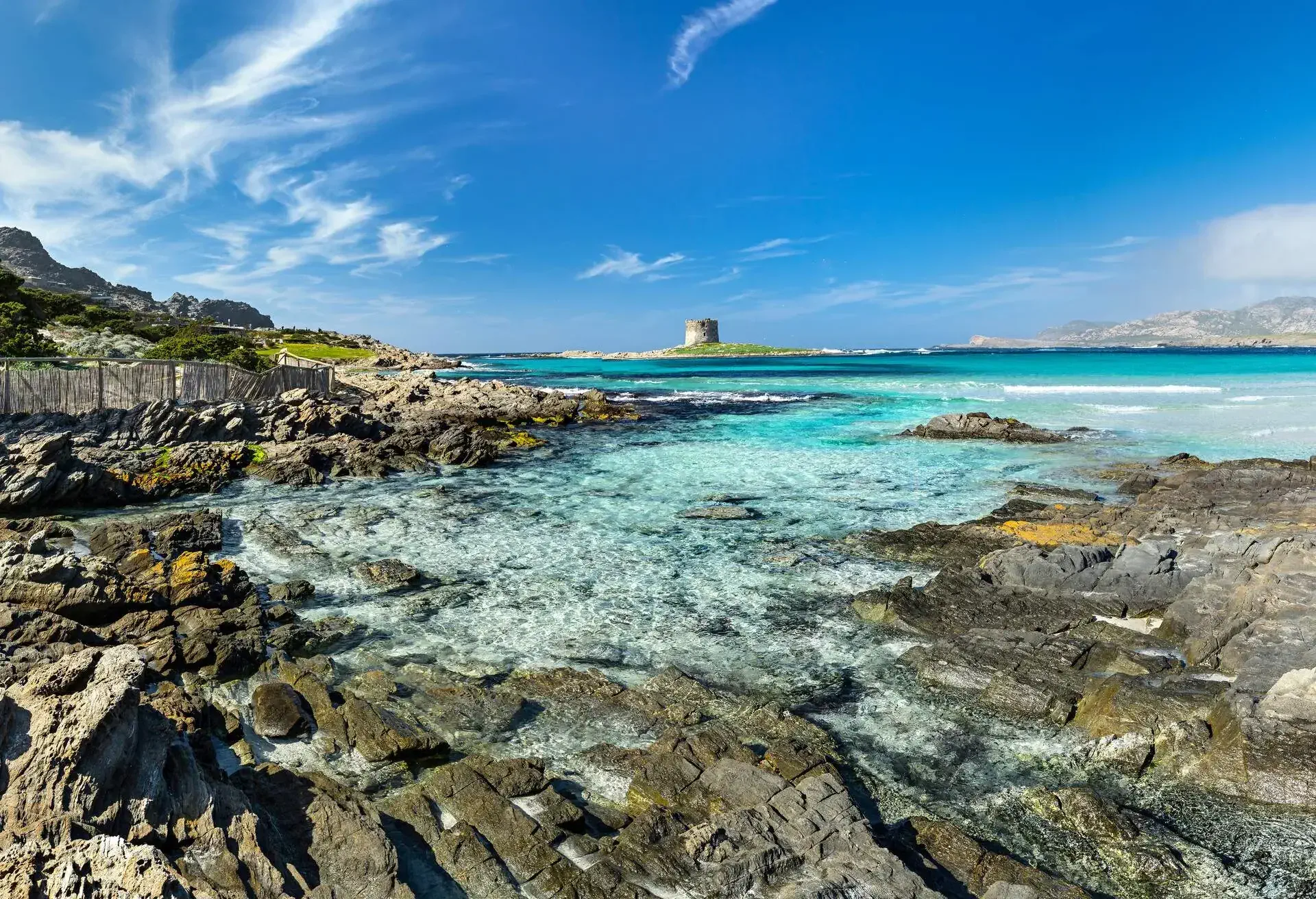 DEST_ITALY_SARDINIA_STINTINO_LA PELOSA_shutterstock-premier_1066622894