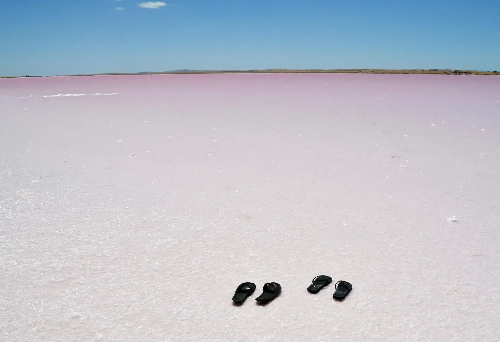 The Pink Lake encountered on the way to Central Australia, not far from Adelaide. Pic was taken in November 2016.