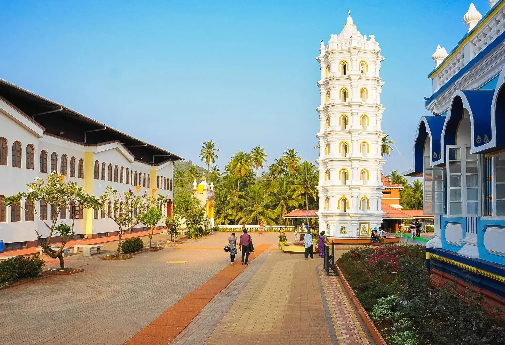 DEST_INDIA_GOA_Sri_Mangeshi_Temple_GettyImages-1399066696