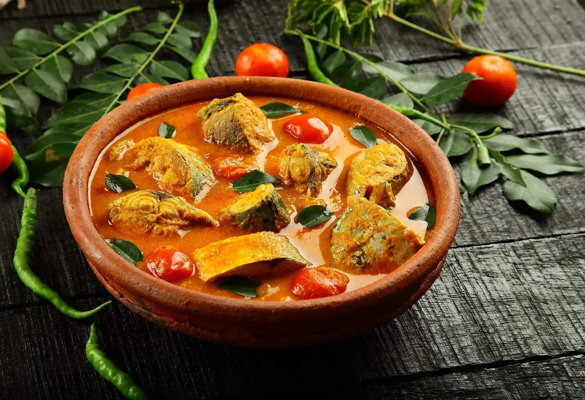 THEME_FOOD_INDIAN_FISH_STEW_Ngaa Atoiba Thonga_GettyImages-1359071932
