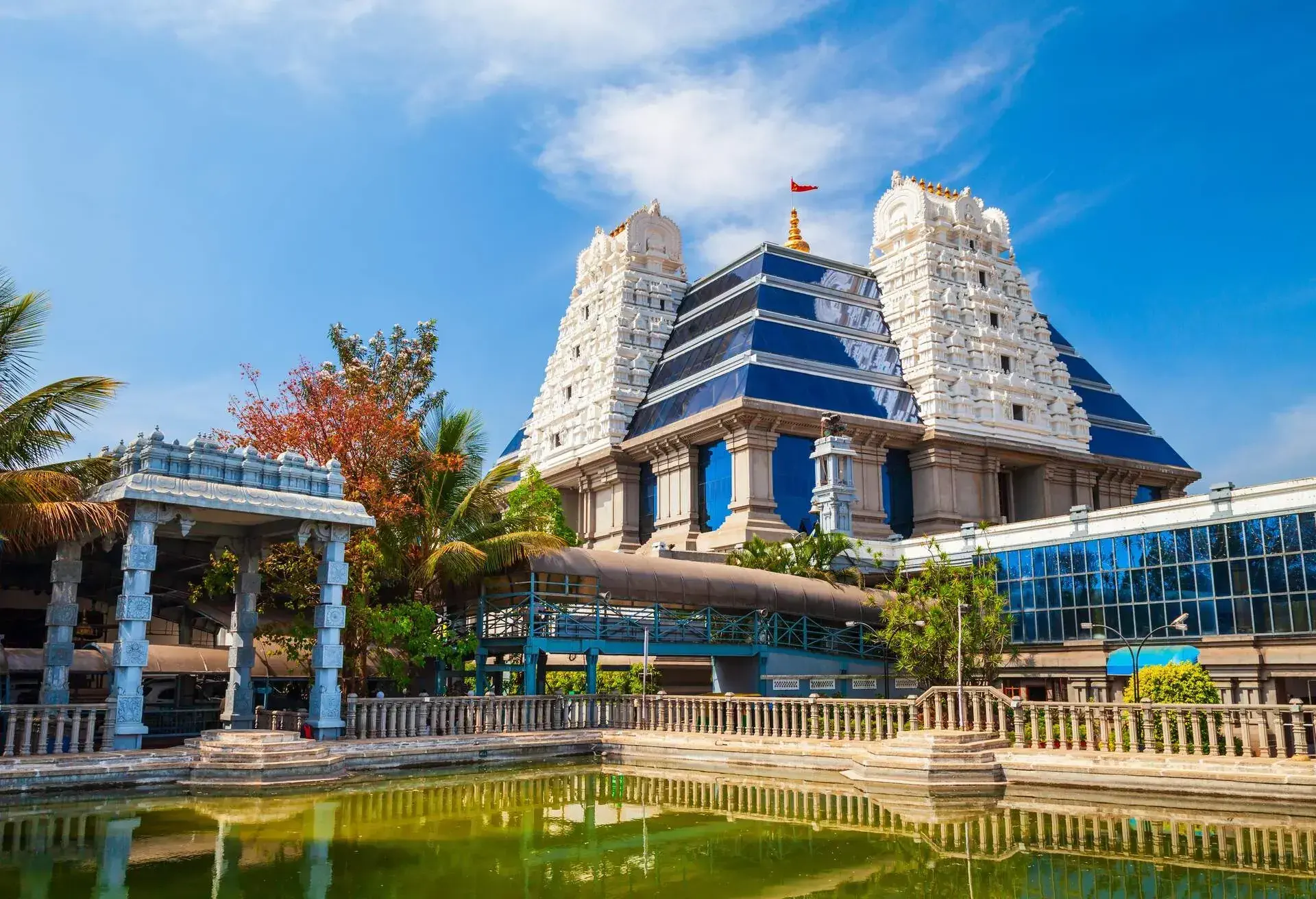 DEST_INDIA_BANGALORE_Iskcon_Temple_GettyImages-1266657380
