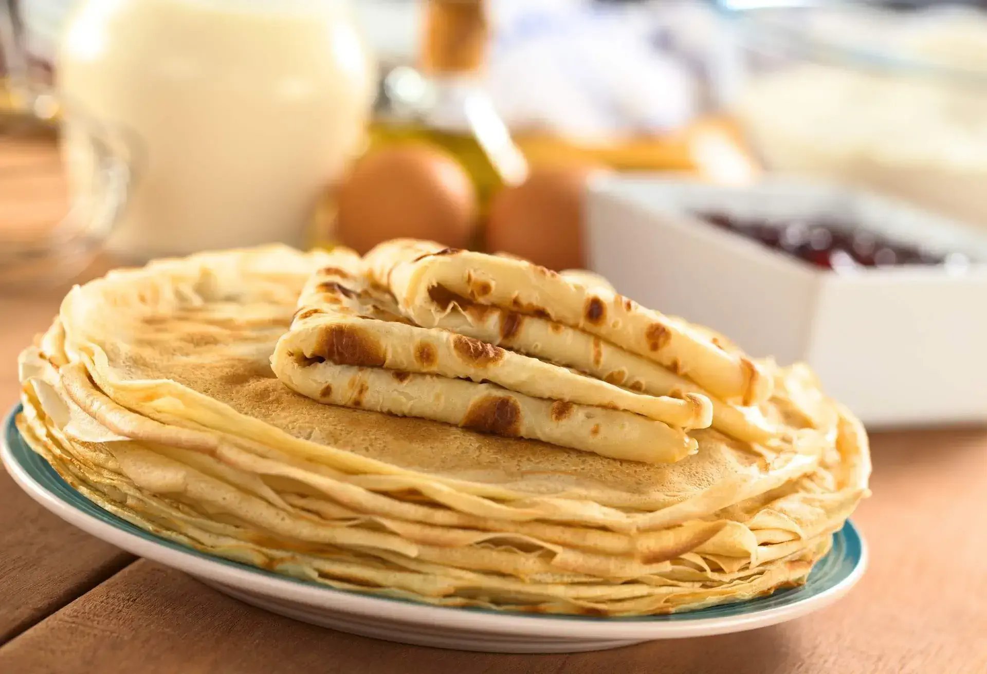 THEME_FOOD_CREPES-shutterstock-premier_103657649