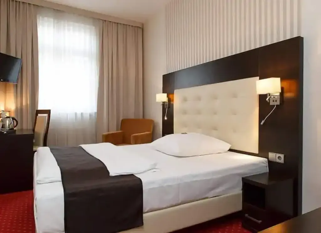 Hotel Herbst Berlin provided by Expedia Group.