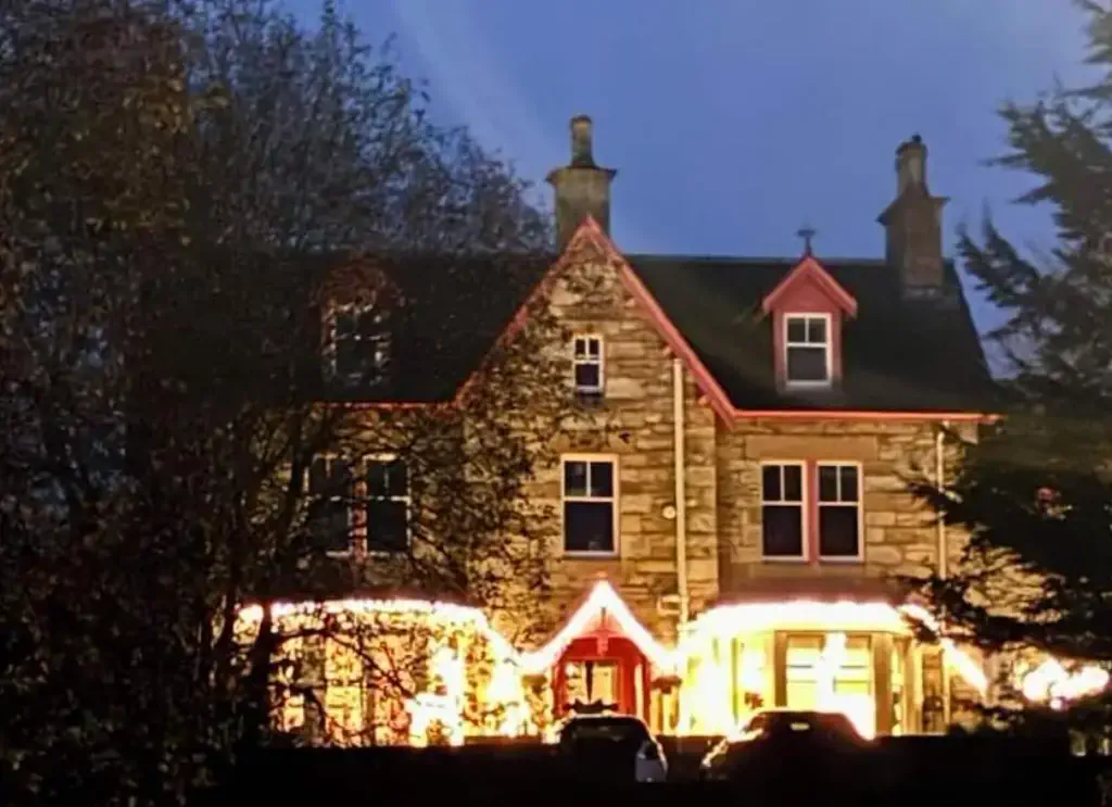 Carra Beag Guest House provided by Expedia Group.