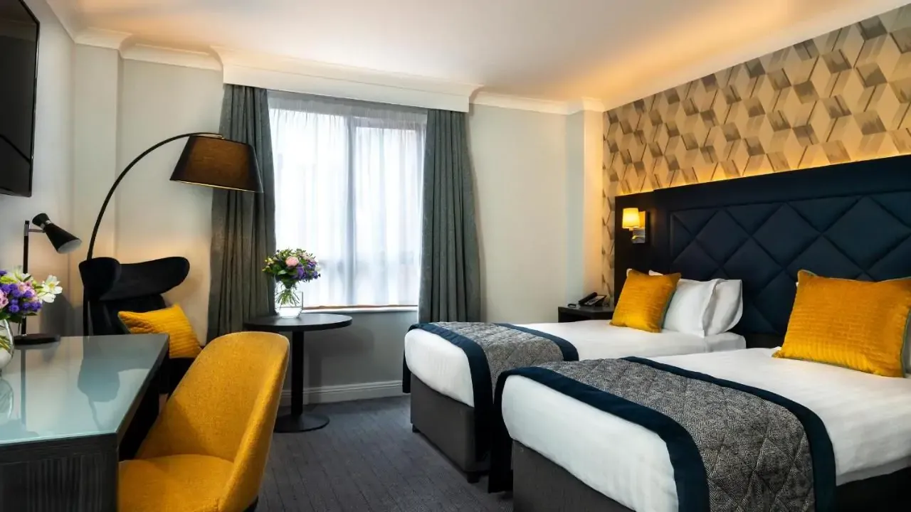 camden-court-hotel-booking-422215266
