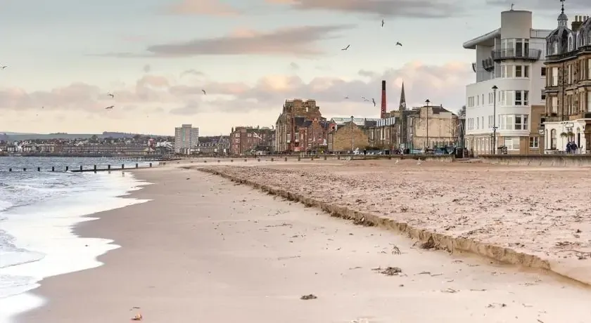 another-room-booking-3126008-87625309-930842