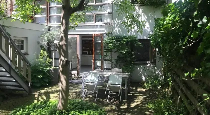 bed-of-roses-booking-3187047-202374948-104765