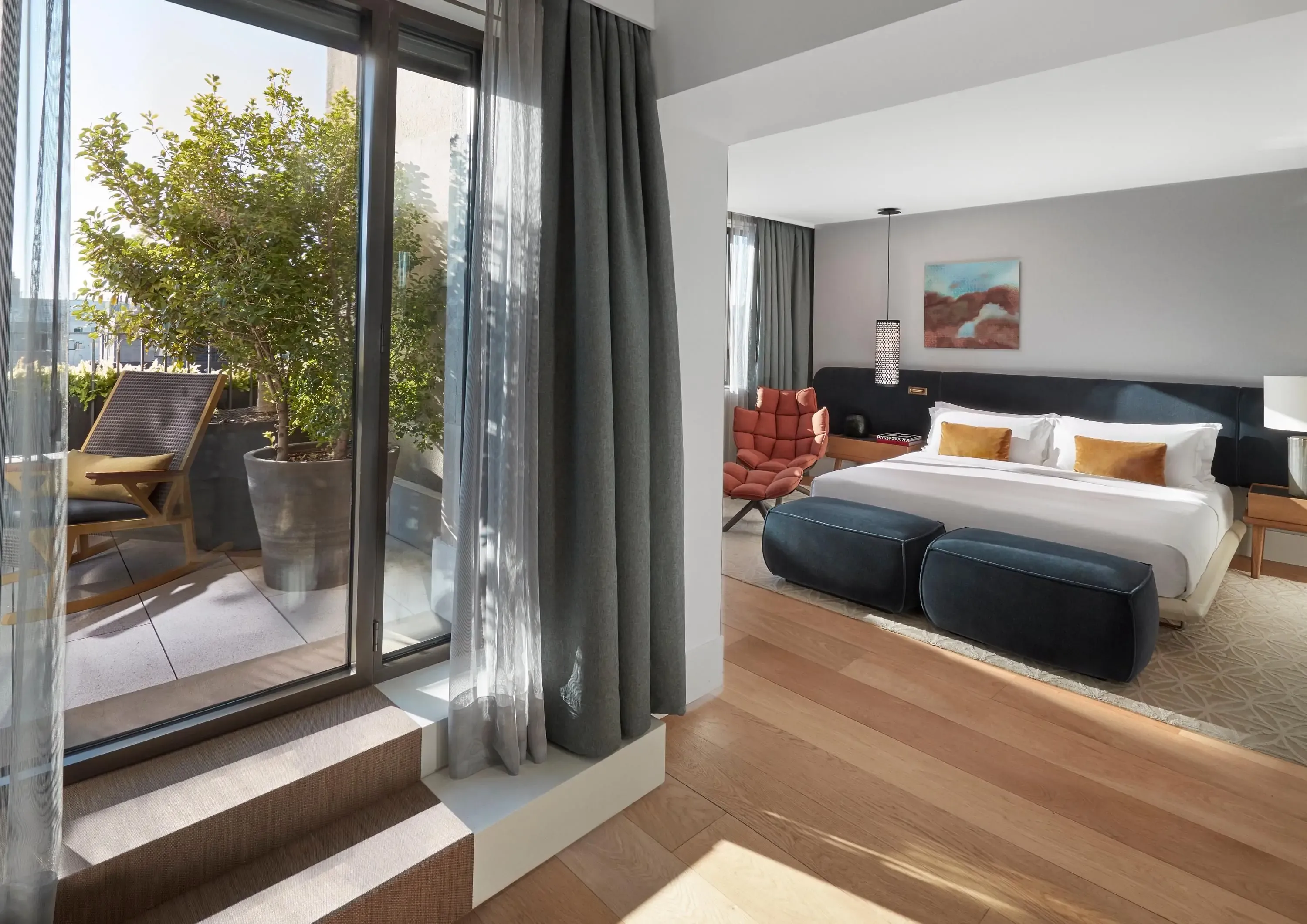 mandarin-oriental-barcelona-leonardo-1170876-36-_mandarin_oriental_barcelona_-_terrace_suite_bedroom__o-264909