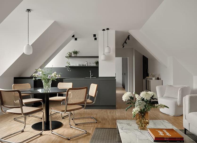 Dining room Photo