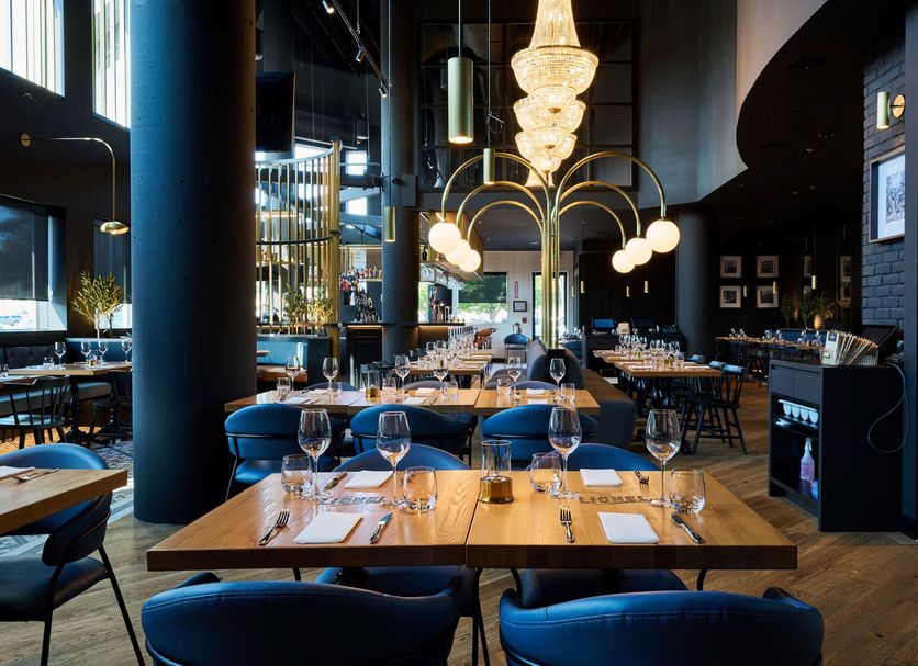 Restaurant Photo