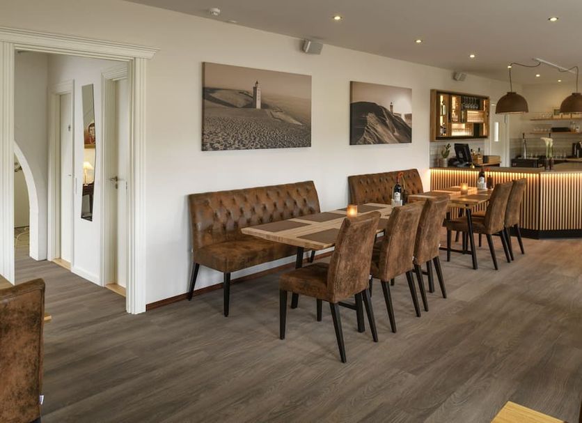 Dining room Photo