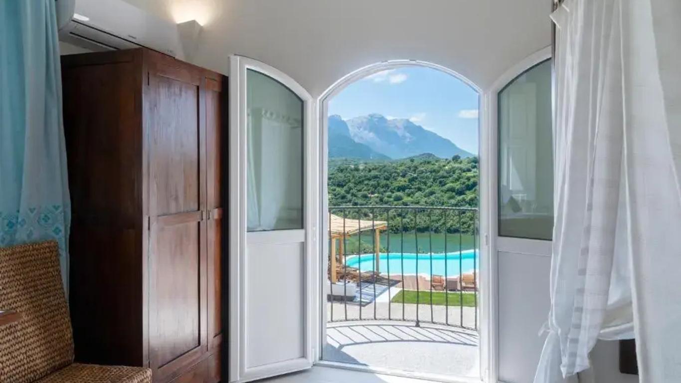 Hotel Villa Cedrino