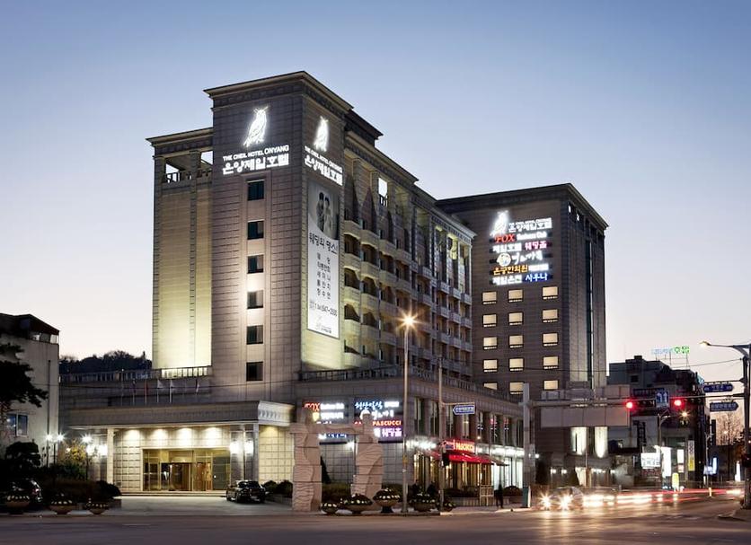 Building Photo