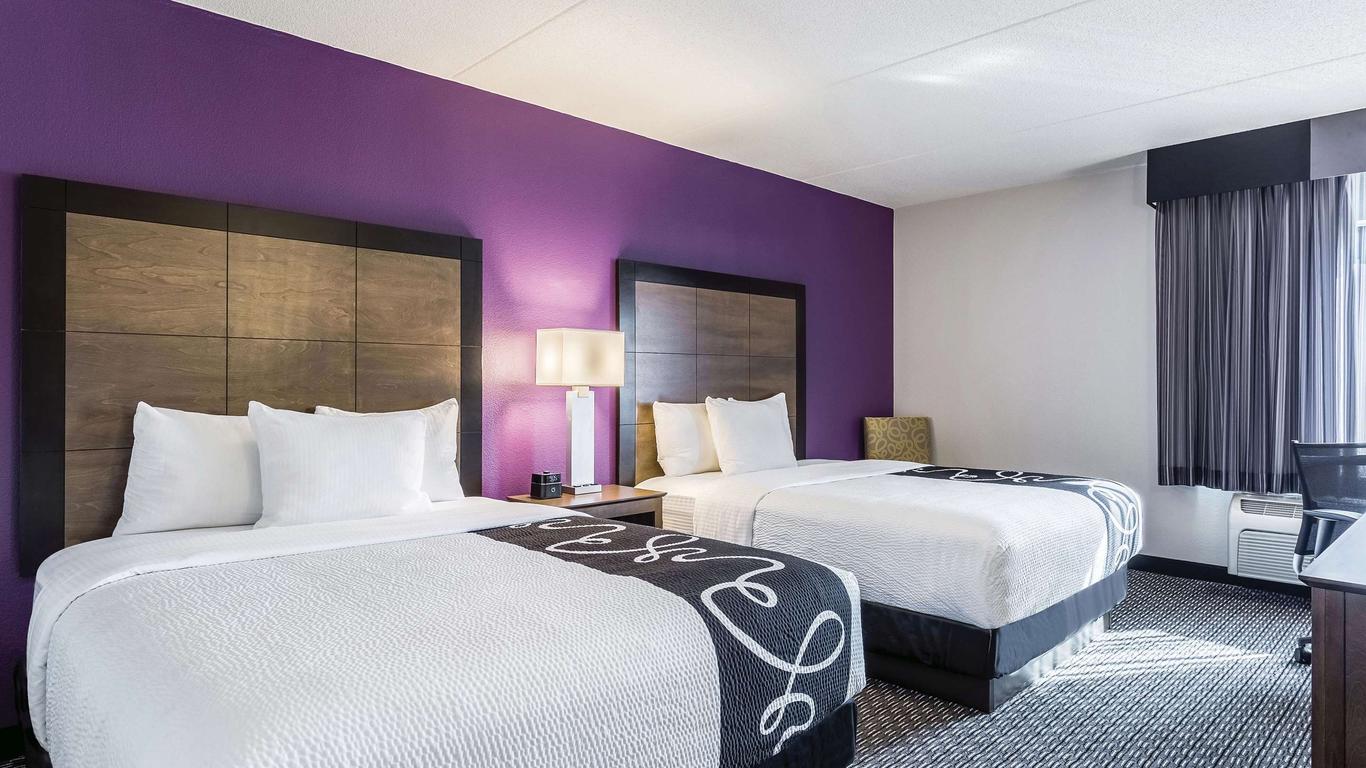 La Quinta Inn & Suites by Wyndham Columbia / Fort Meade