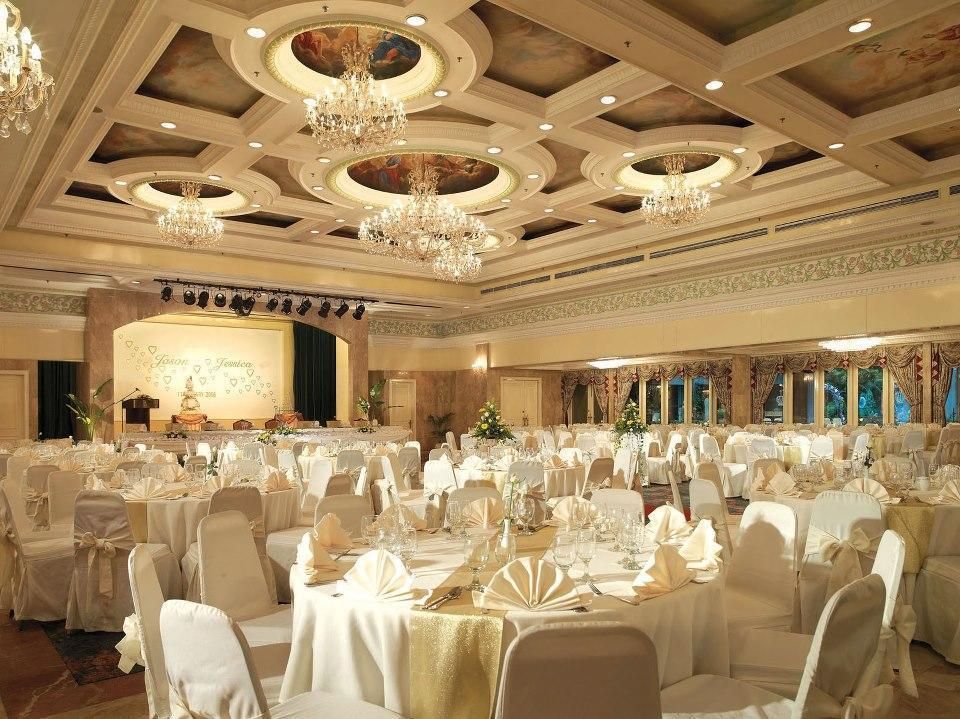 Banquet hall