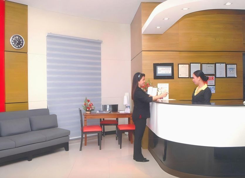 Front desk Photo