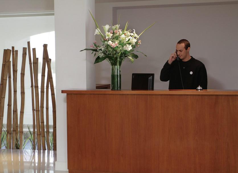 Front desk Photo