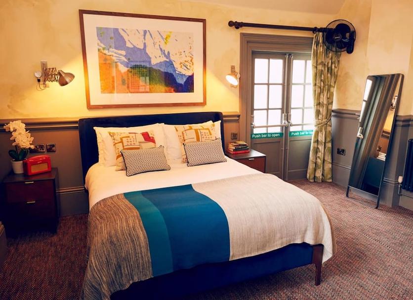 Bedroom Photo