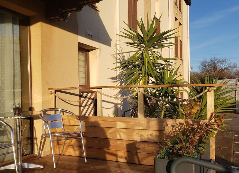Balcony Photo