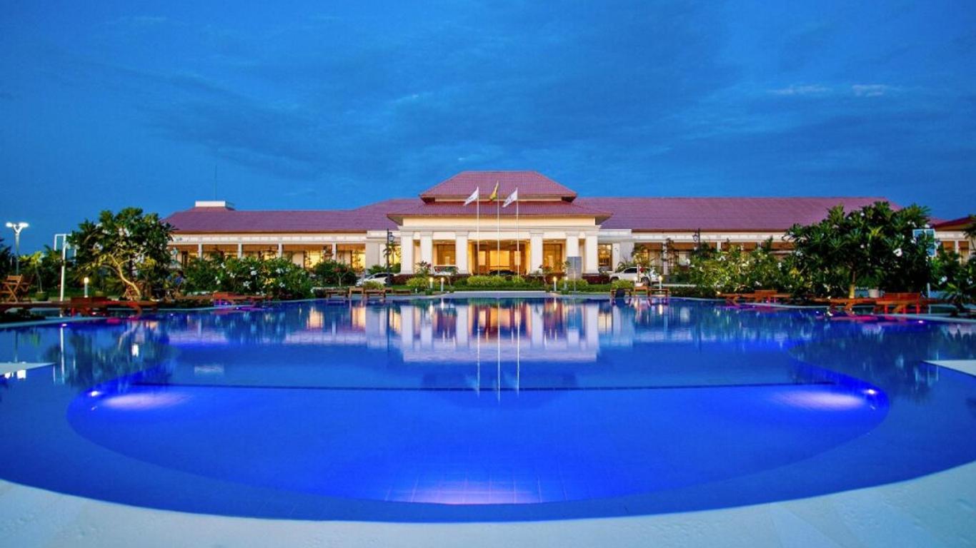 Horizon Lake View Resort Hotel