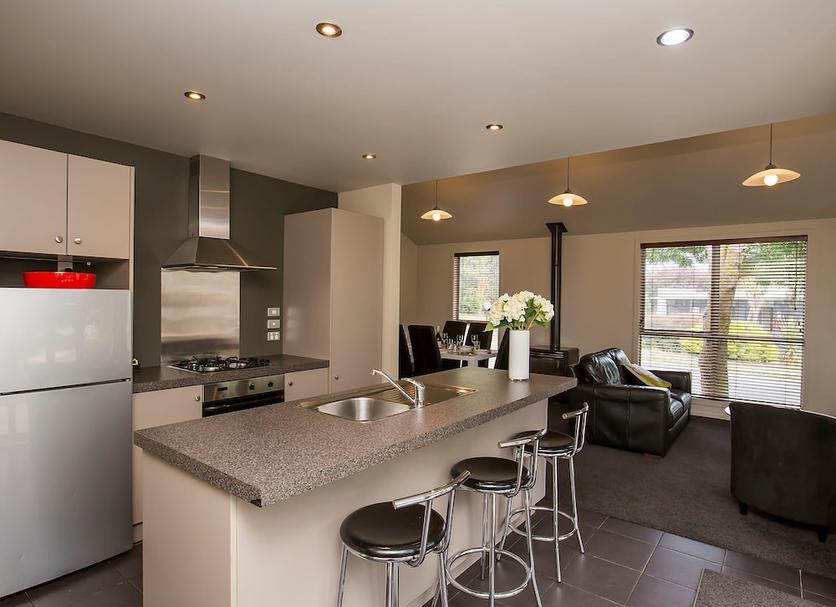 Kitchen Photo
