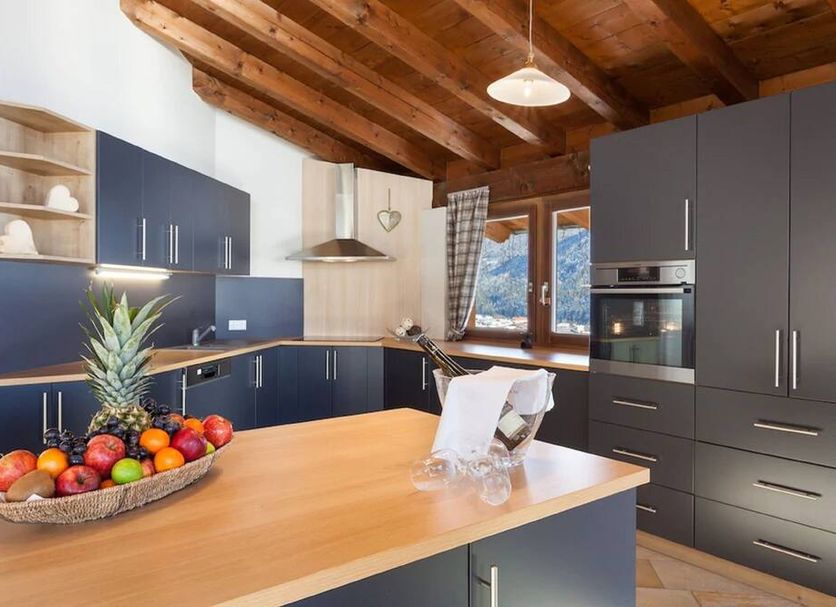 Kitchen Photo