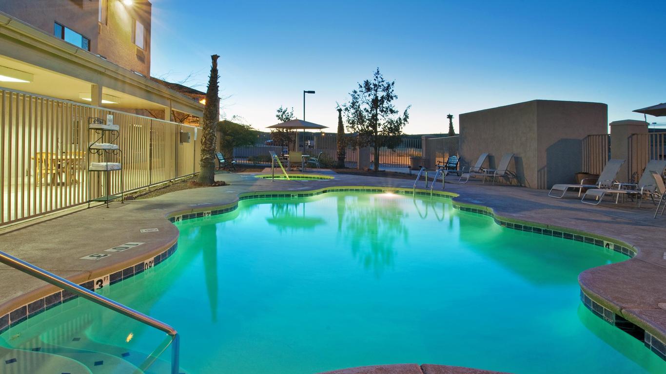 Holiday Inn Express & Suites Nogales, An IHG Hotel