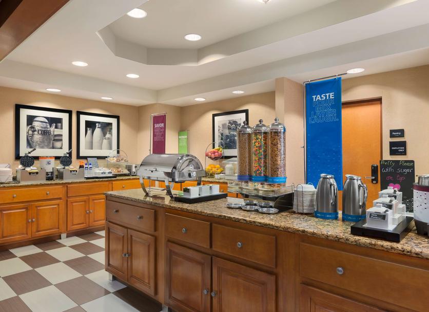 Buffet Photo
