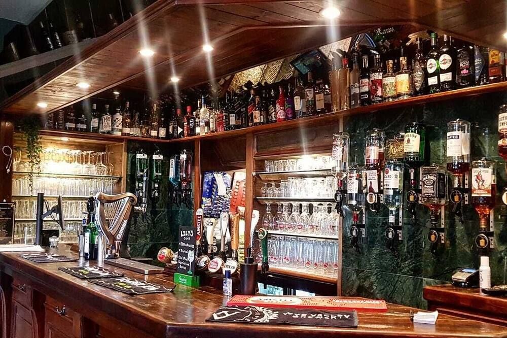Bar Photo