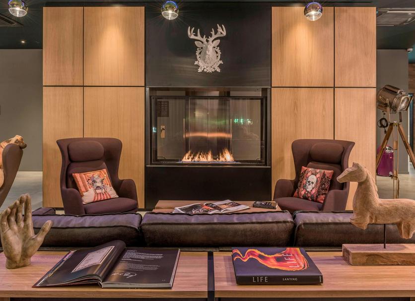 Lounge Photo