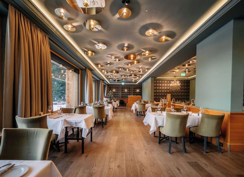 Restaurant Photo