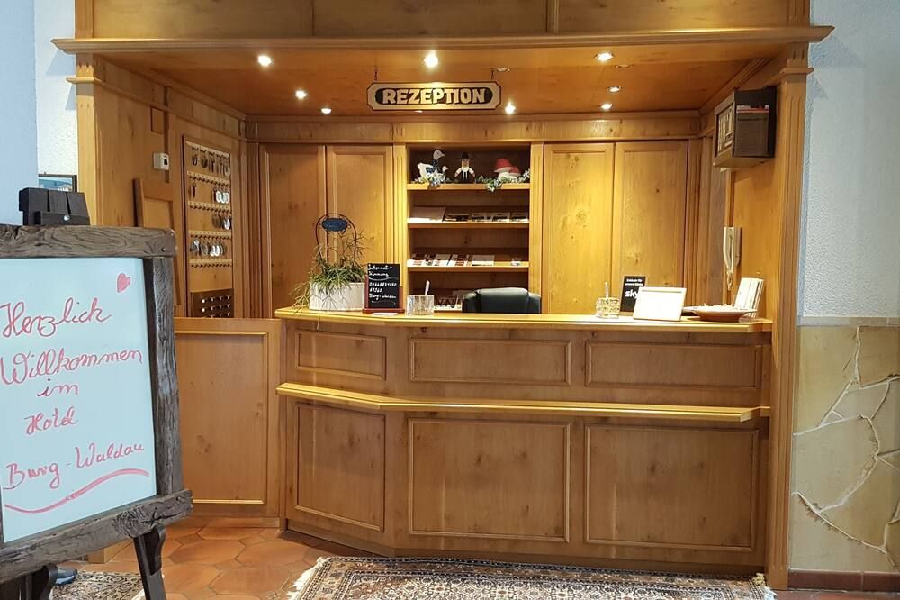 Front desk Photo