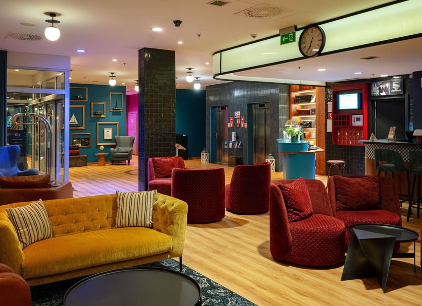 Lounge Photo