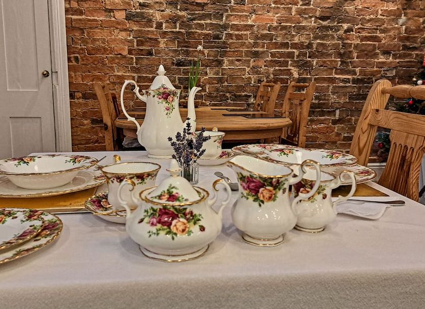 Dining room Photo
