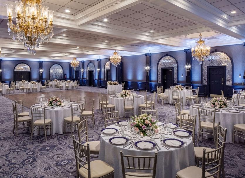 Banquet hall Photo